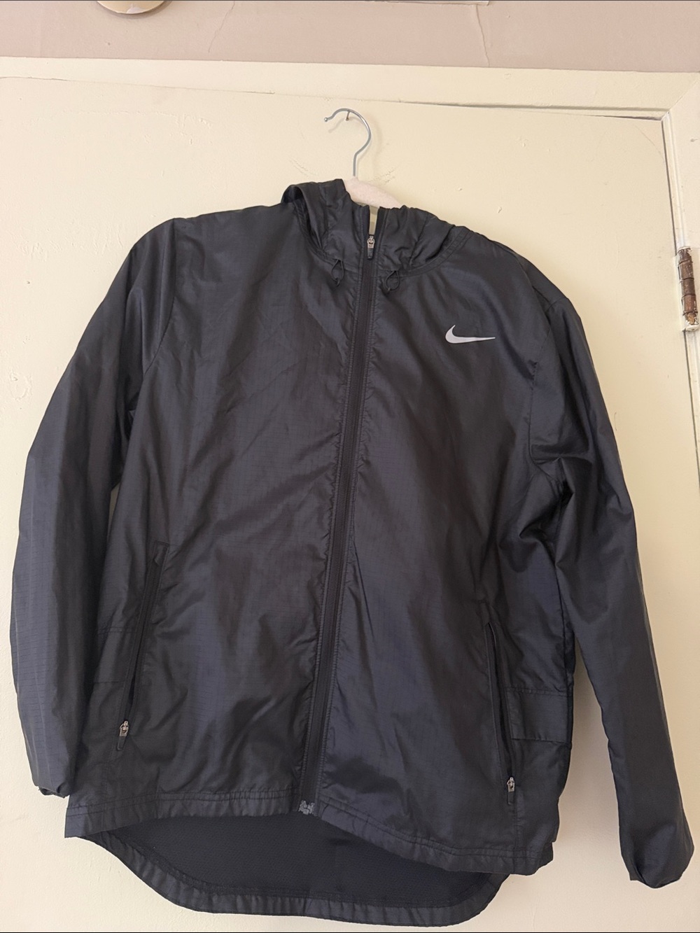 Nike Black Women's Hooded Windbreaker Jacket